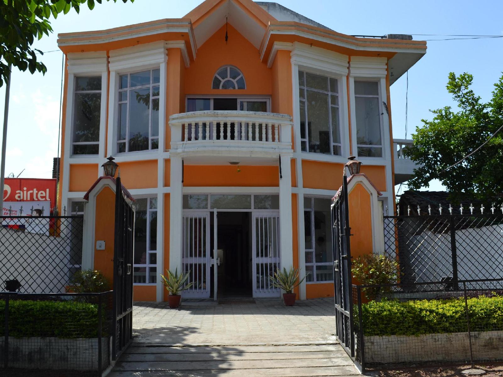 Hotel Narayana Palace,Khajuraho>>Chhatarpur,2 star