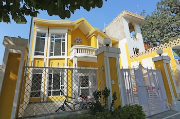 Hotel Narayana Palace,Khajuraho>>Chhatarpur,2 star