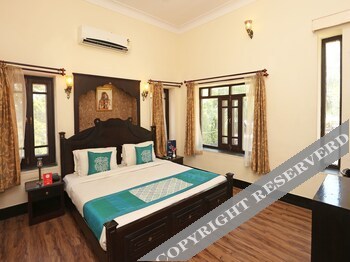 the fateh hotel by le pension stays