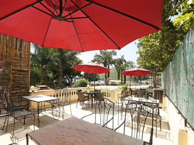 the fateh hotel by le pension stays