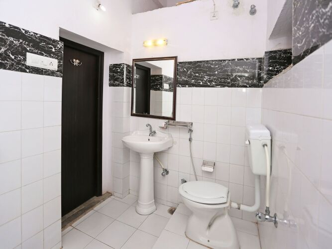 the fateh hotel by le pension stays