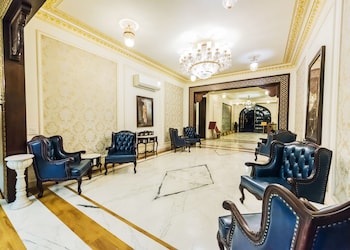 grand uniara