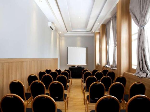 hotel omega karawang