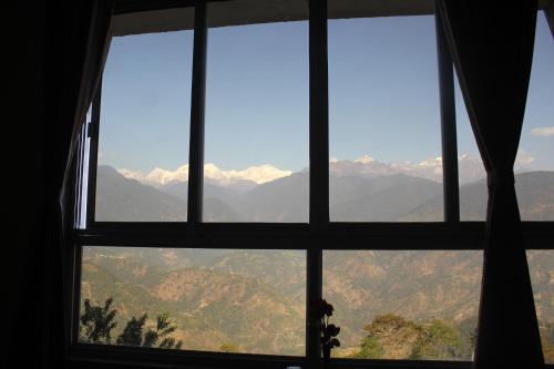 hotel valley view by ravongla star