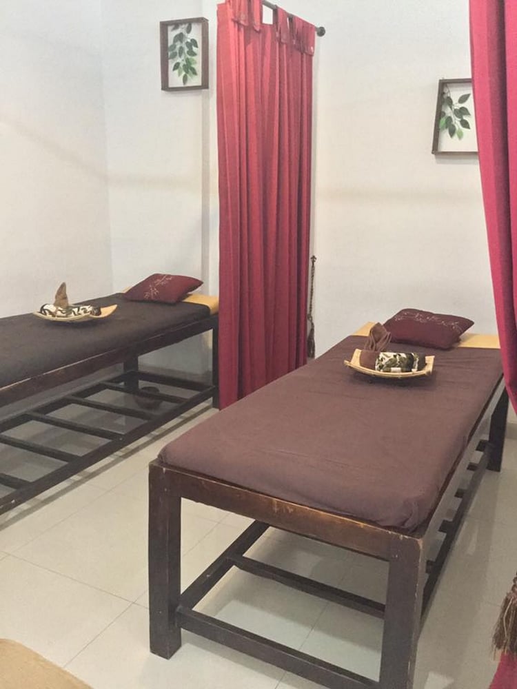 grand la walon hotel