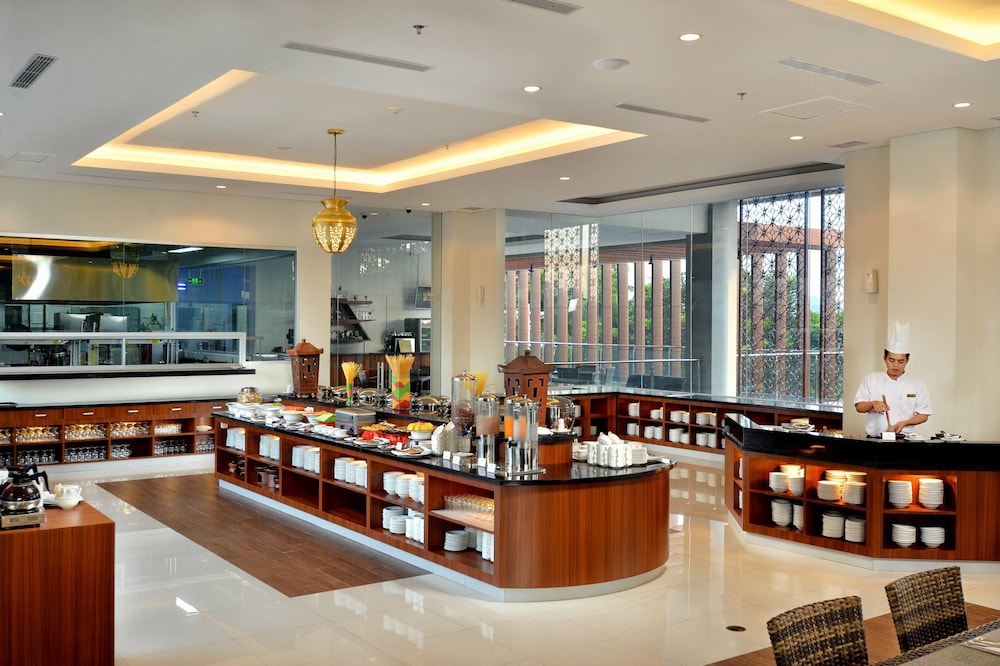 the atrium hotel and resort yogyakarta