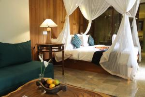 sapodilla ubud