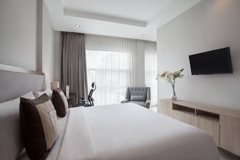 sawana suites