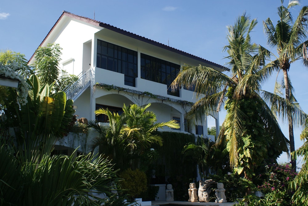 villa buah