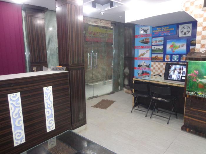 hotel darpan palace