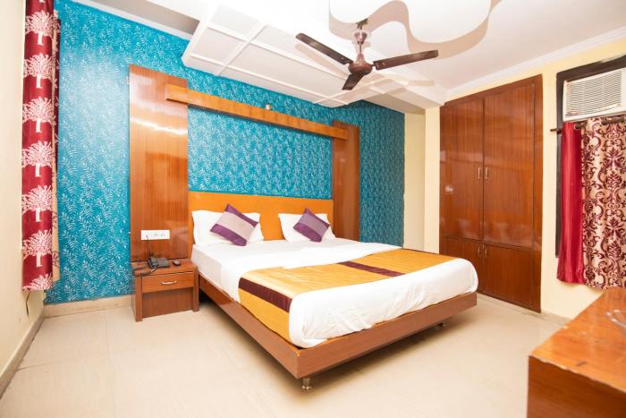 hotel darpan palace