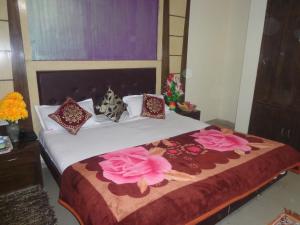 hotel darpan palace