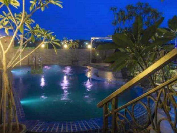 sapphire sky hotel and conference