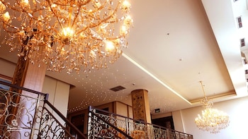 sapphire sky hotel and conference