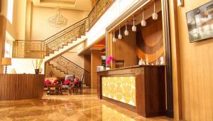 sapphire sky hotel and conference