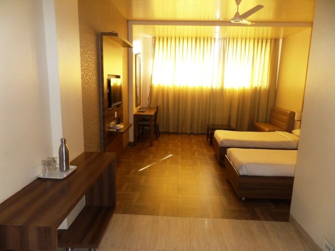 hotel rajvikas residency