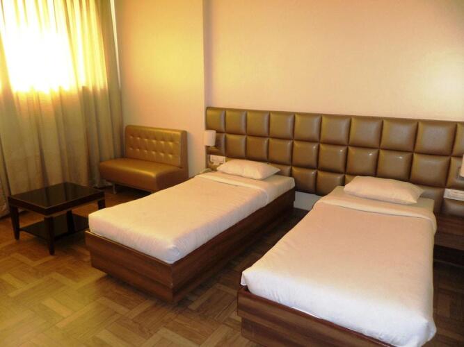 hotel rajvikas residency