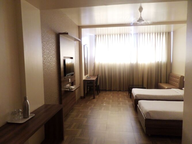 hotel rajvikas residency