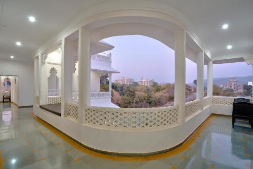 Sai Palace,Udaipur>>Eklingji,3 star
