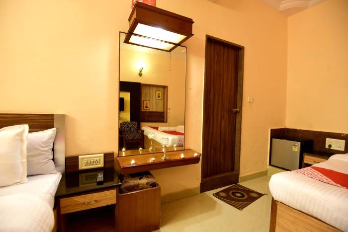 eminence palm residency