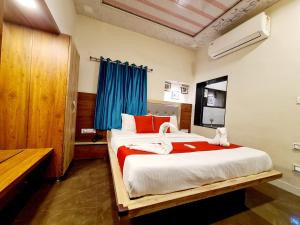 eminence palm residency