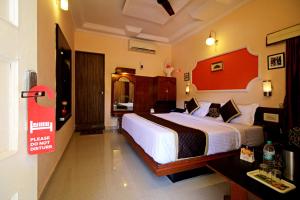 eminence palm residency