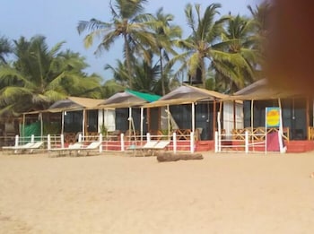 kashinath beach huts