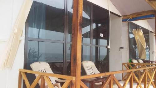 kashinath beach huts