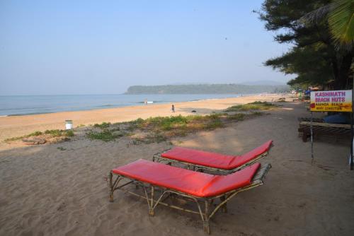 kashinath beach huts