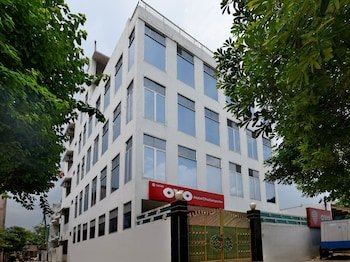 oyo 4409 hotel chaitanya inn
