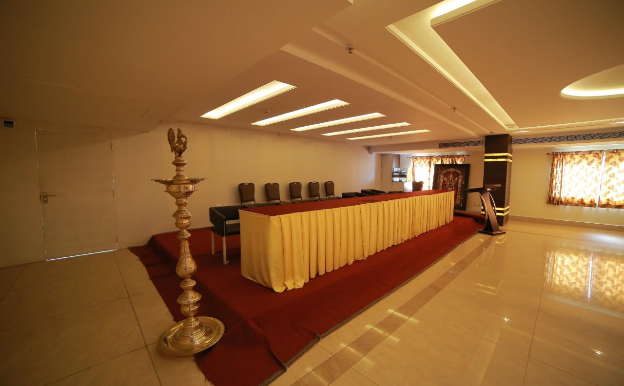 prabhaa grand inn