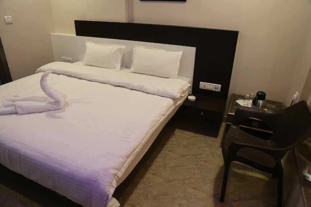 hotel marwar excellency