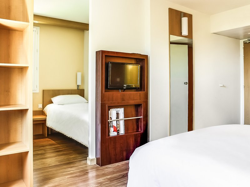 ibis salon de provence sud