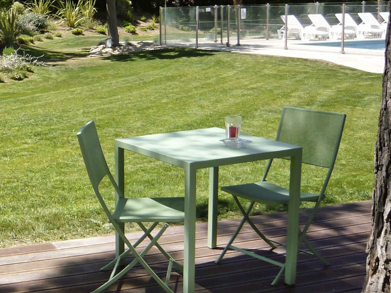 ibis salon de provence sud