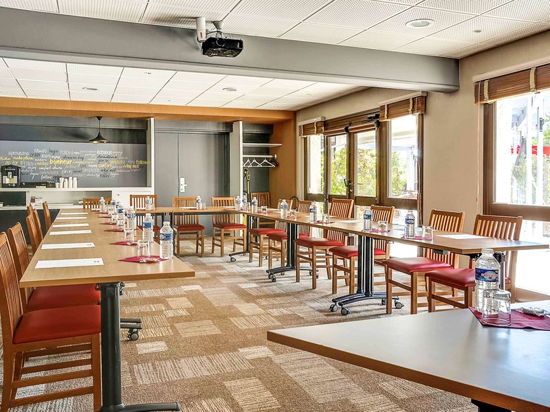 ibis salon de provence sud