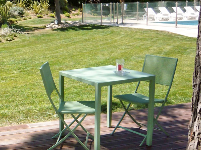 ibis salon de provence sud