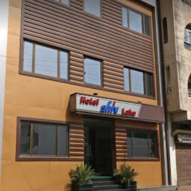 hotel shiv lake