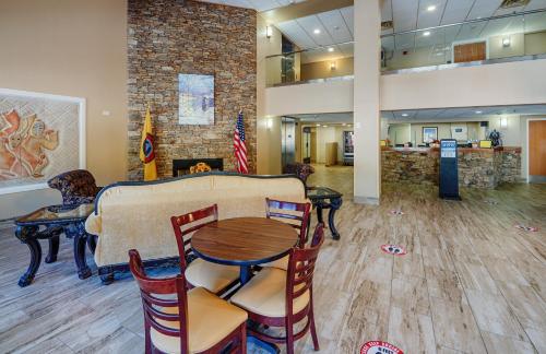 cherokee grand hotel