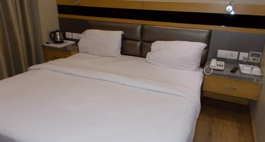 hotel new delhi international