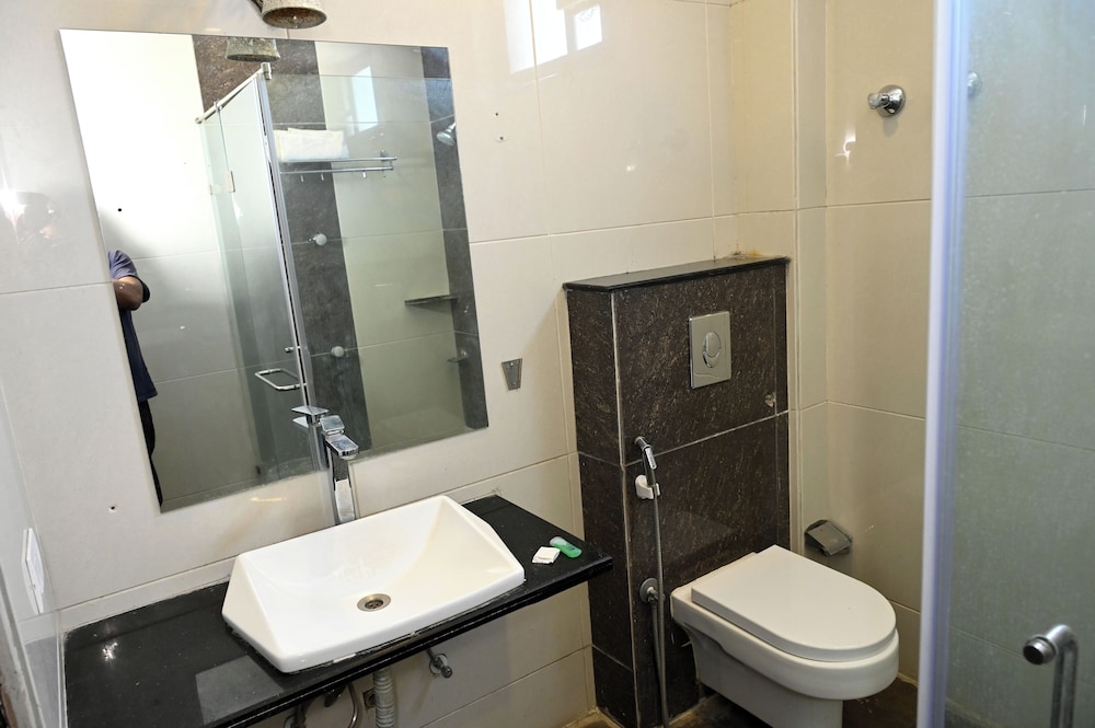 om heritage hotel