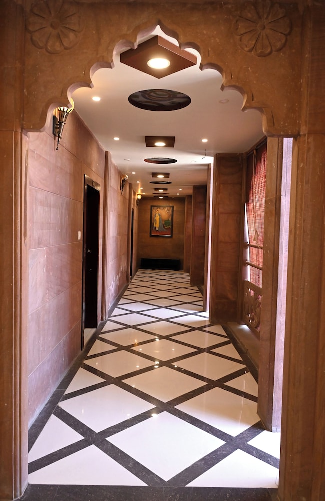 om heritage hotel
