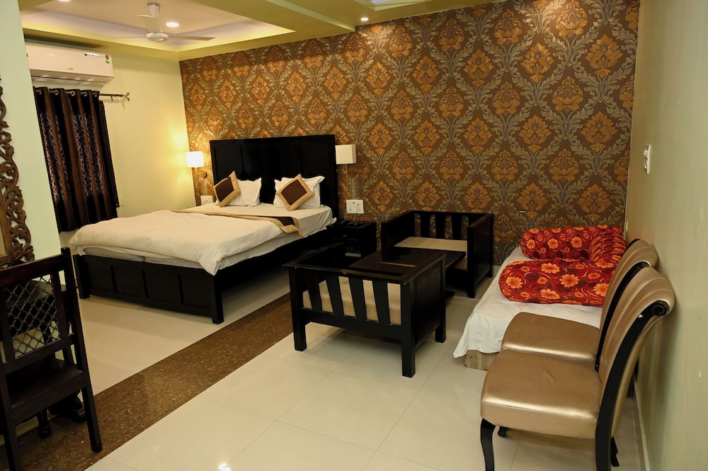 om heritage hotel