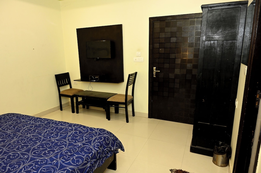 om heritage hotel