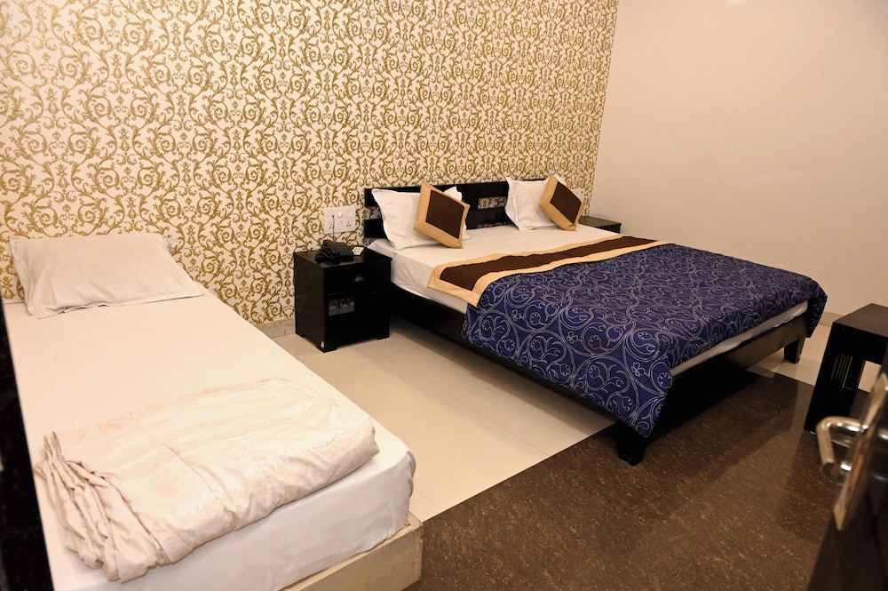 om heritage hotel