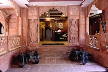 om heritage hotel