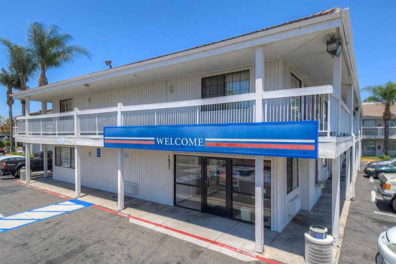 motel 6 santa ana ca