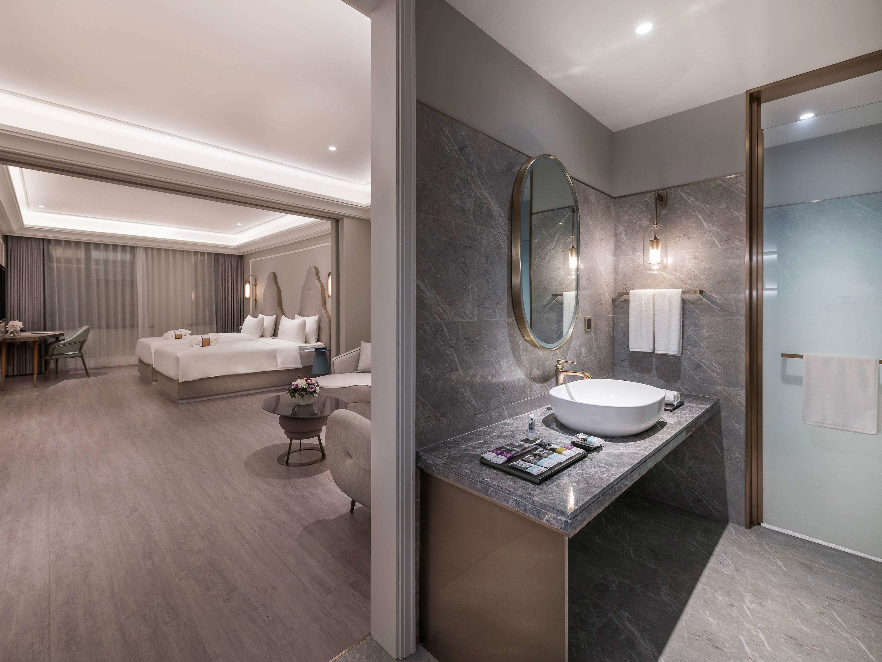 mercure shanghai yu garden