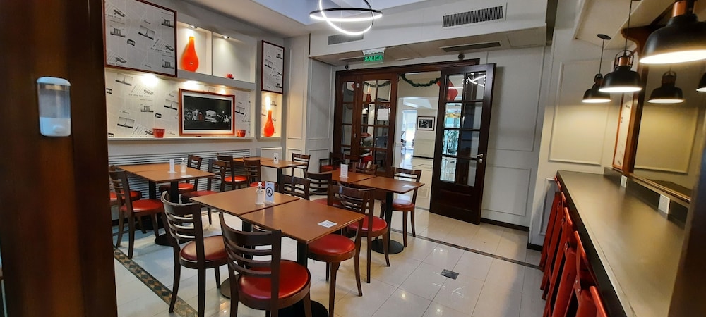 waldorf hotel
