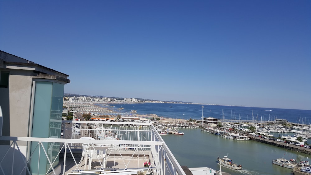 hotel europa