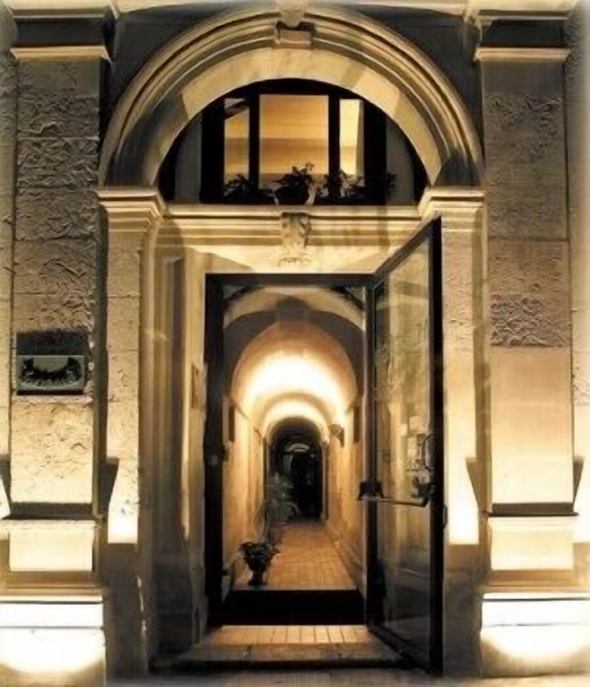 domus mariae albergo